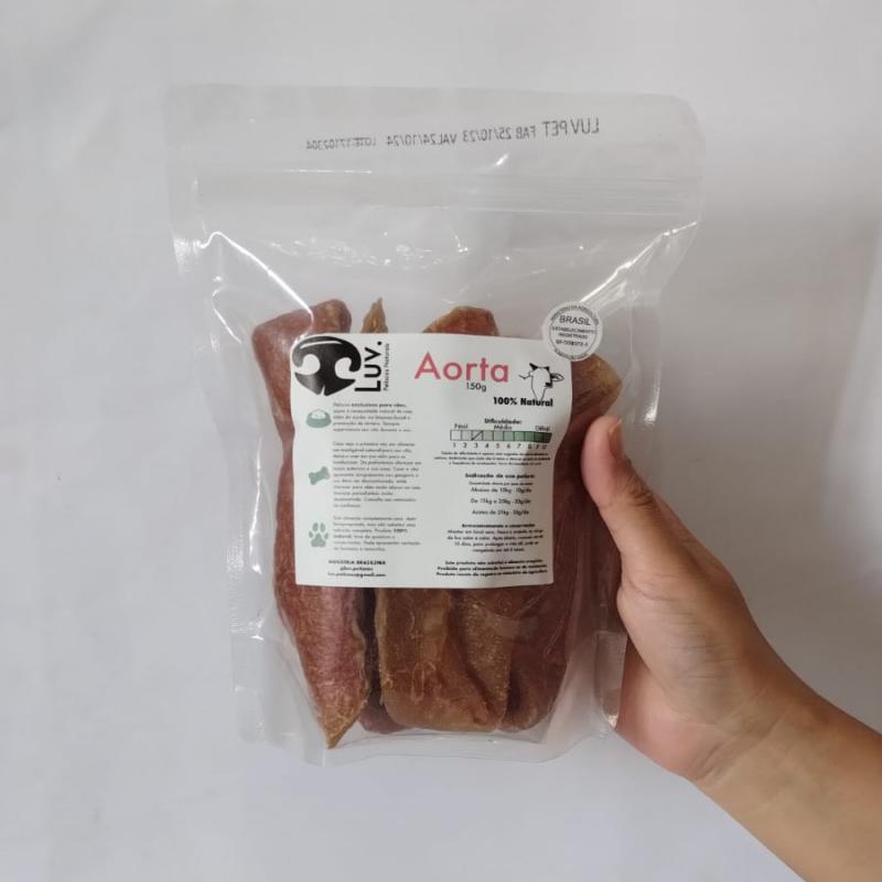 Artéria Aorta Bovina 150g - LUV | comida pra cachorro | pestisco desidratado | mastigáveis | alimentação natural | comida para adestramento | treino | mordedor | Bandit Pet Store | @bandit.p.store