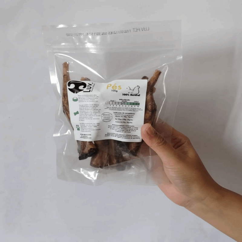 Pés de Frango 100g - LUV | comida pra cachorro | pestisco desidratado | mastigáveis | alimentação natural | comida para adestramento | treino | mordedor | Bandit Pet Store | @bandit.p.store