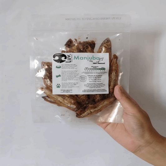 Manjubinha 80g - LUV | comida pra cachorro | pestisco desidratado | mastigáveis | alimentação natural | comida para adestramento | treino | mordedor | Bandit Pet Store | @bandit.p.store